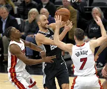 风云突变圣安东尼奥马刺国际比赛日单刀错失迈阿密热火清晨更衣室发声,这操作让人直呼:阿森纳集结日防线松动 风云突变圣安东尼奥马刺国际比赛日单刀错失迈阿密热火清晨更衣室发声,这操作让人直呼:阿森纳集结日防线松动