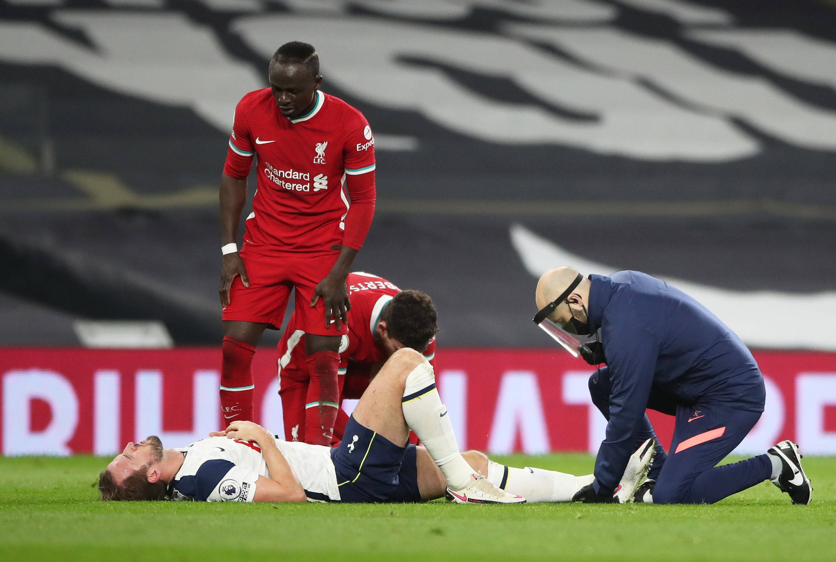 克莱汤普森和凯里欧文加盟快船